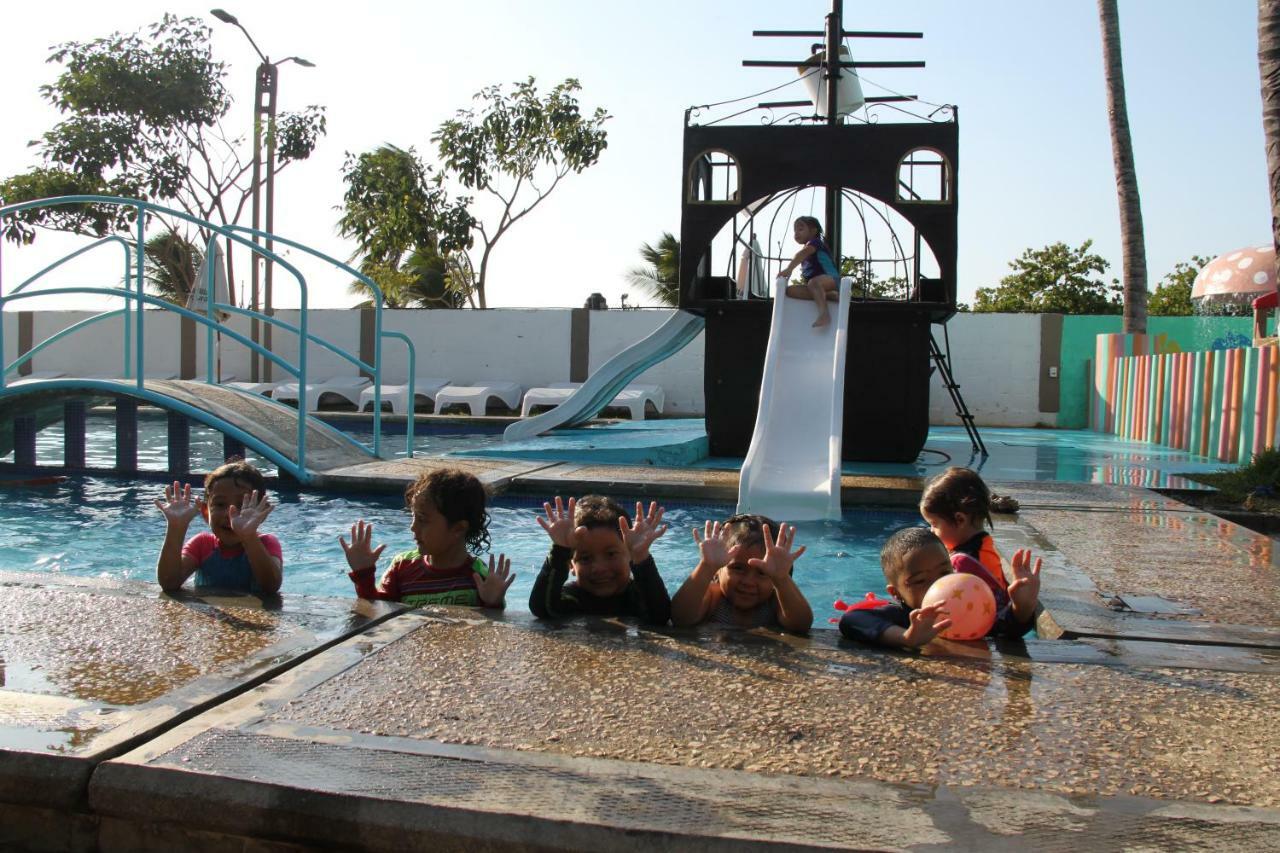 Hotel Villa Murano Puerto Arista Luaran gambar